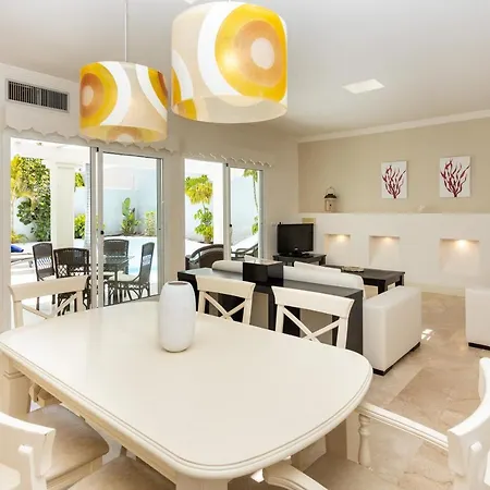 10.3 ヴィラ コラレホ